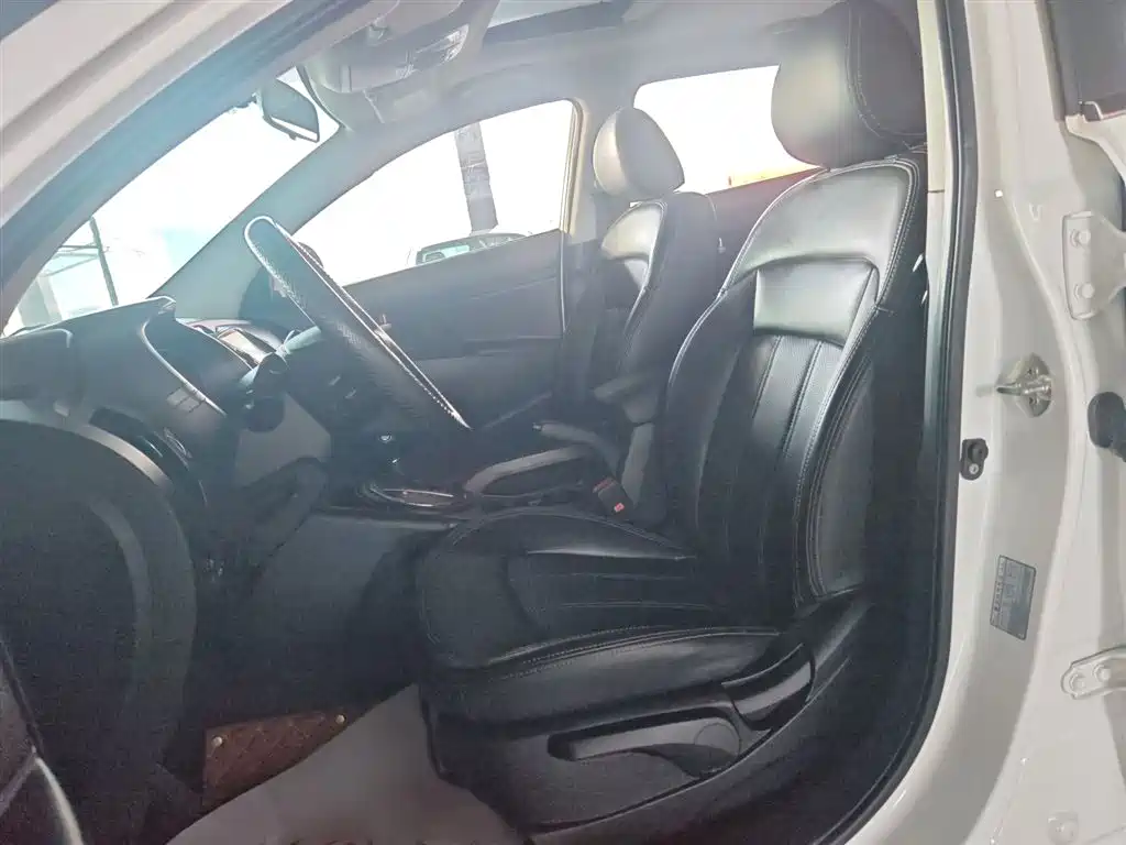 Kia Sportage — фото 7