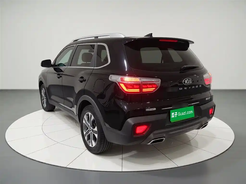 Kia Sportage — фото 23