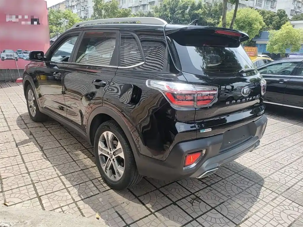 Kia Sportage — фото 5