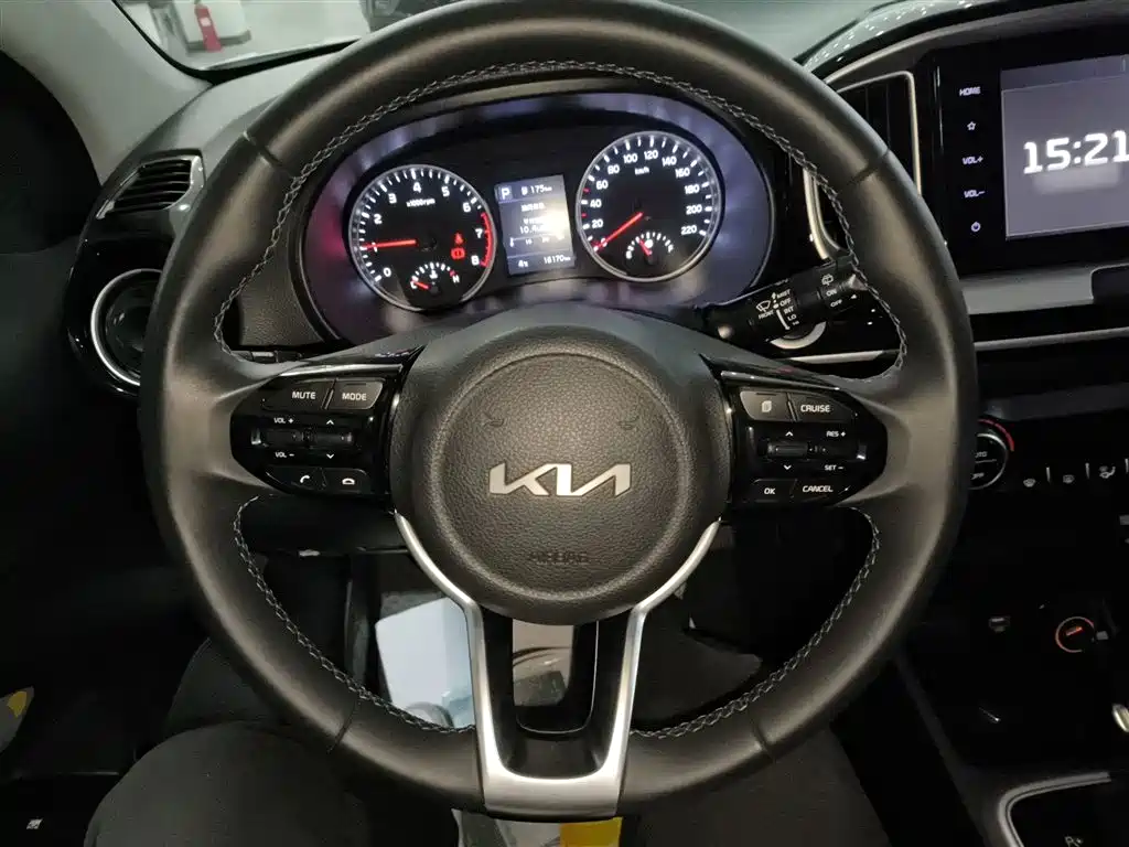 Kia KX1 — фото 3
