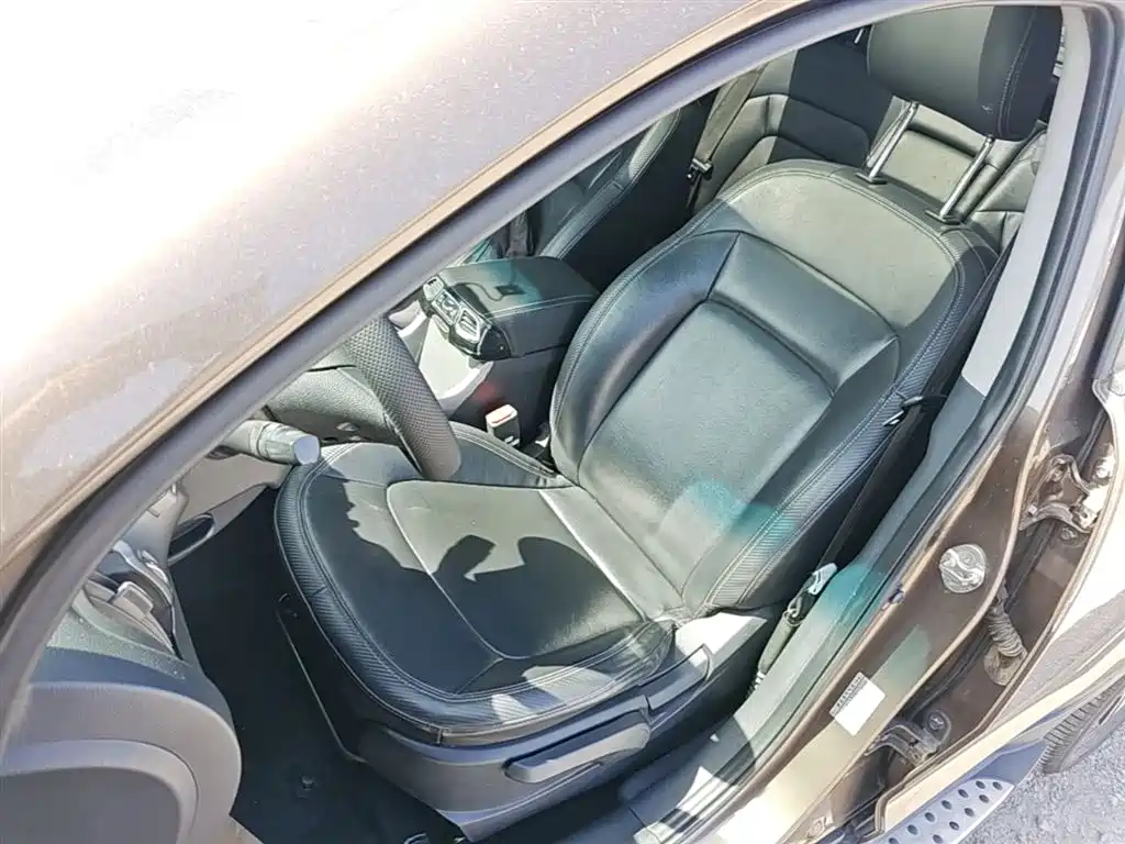 Kia Sportage — фото 15