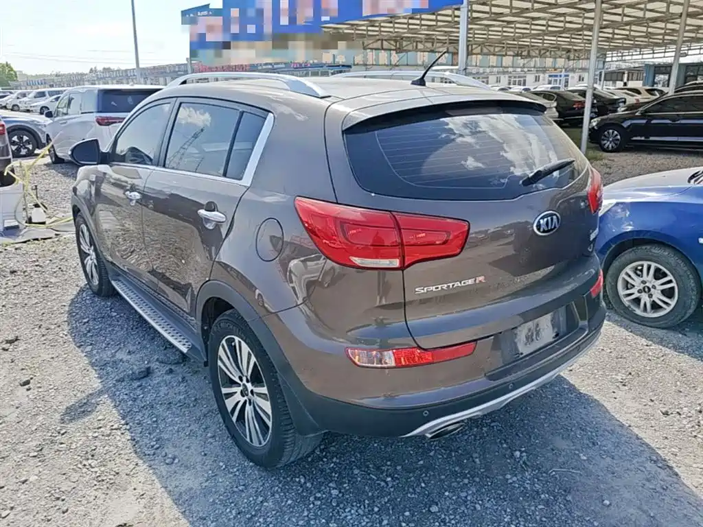 Kia Sportage — фото 5