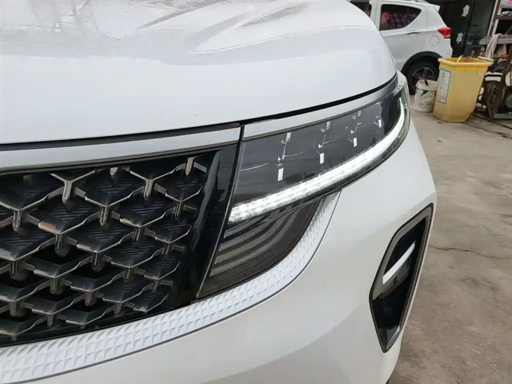 Kia KX5 — фото 24