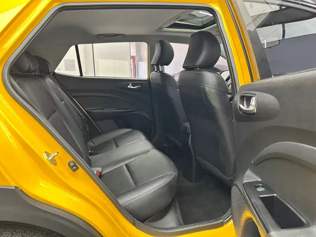 Kia KX1 — фото 20