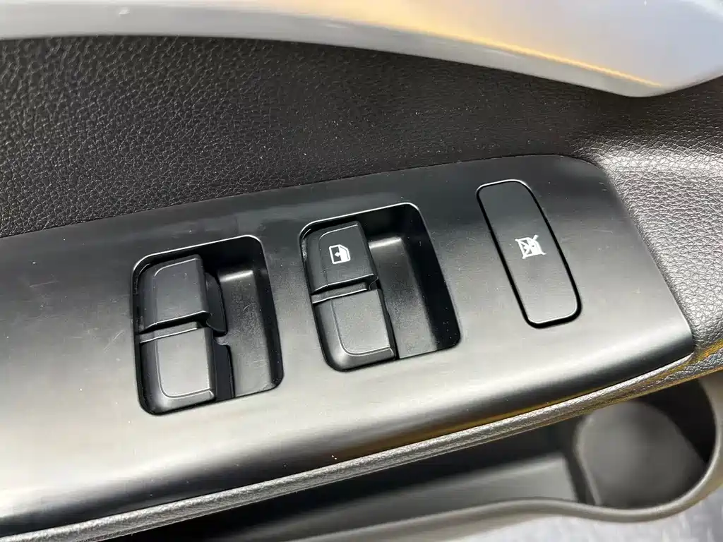 Kia KX1 — фото 10