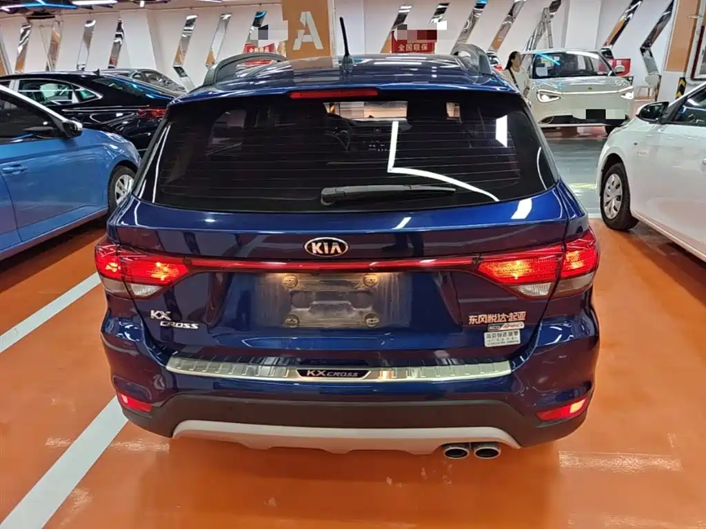 Kia KX Cross — фото 6