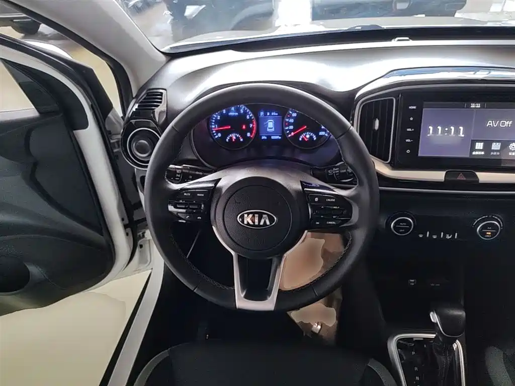 Kia KX1 — фото 11