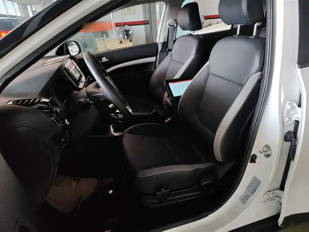 Kia KX1 — фото 15