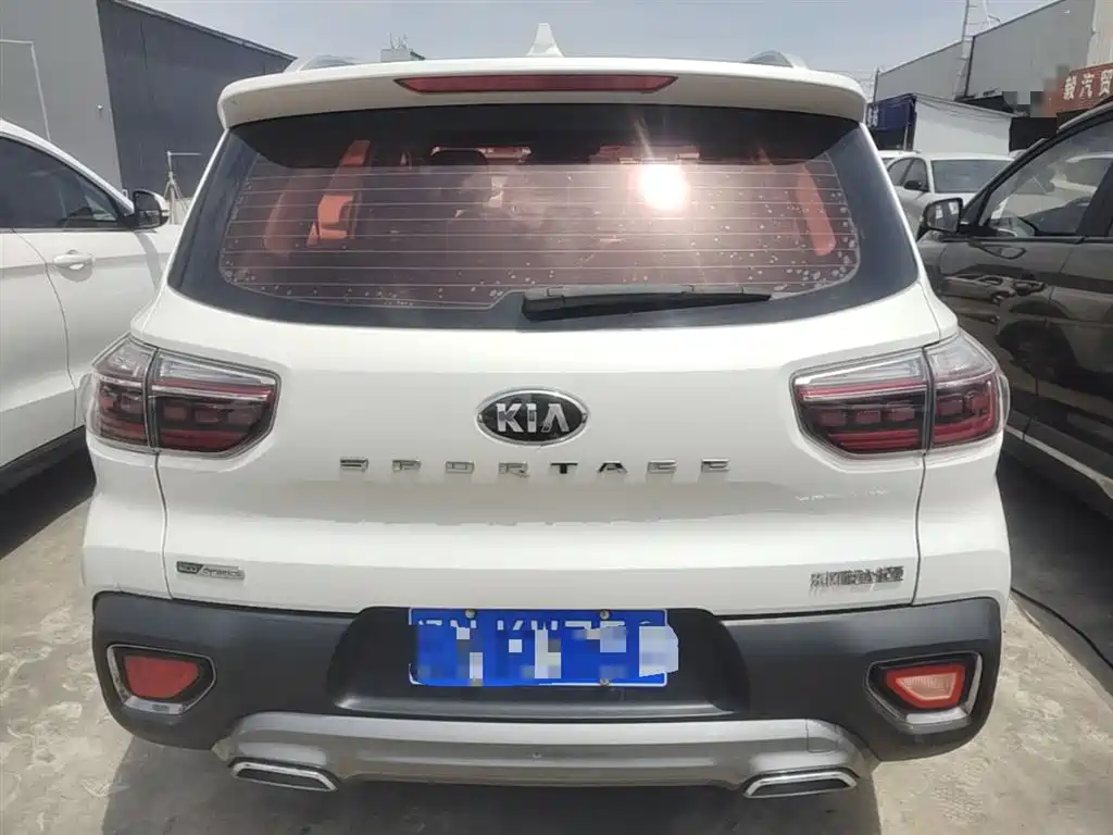 Kia Sportage — фото 6