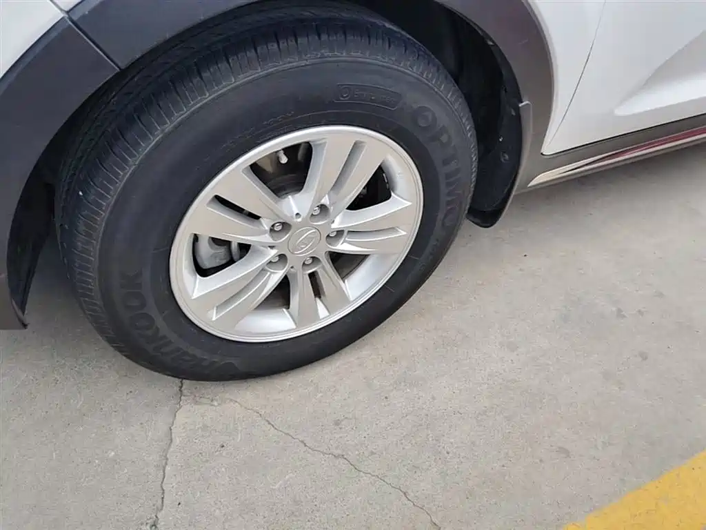 Kia Sportage — фото 23
