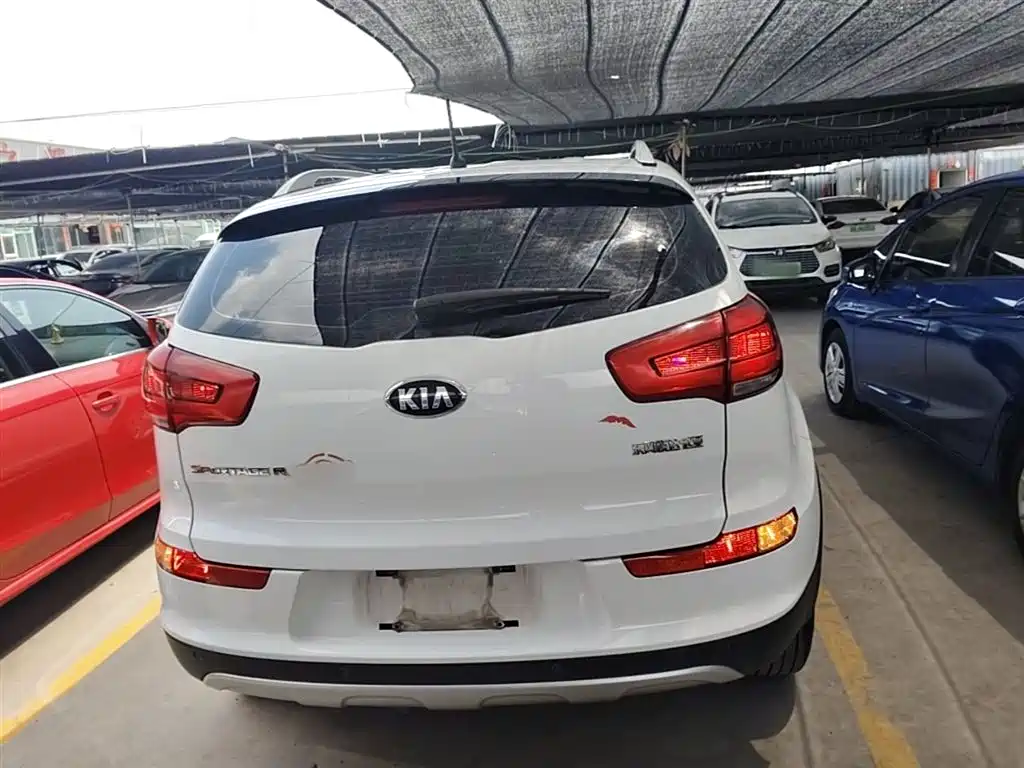 Kia Sportage — фото 6