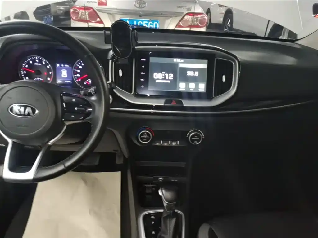Kia KX1 — фото 13