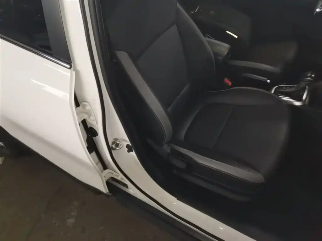 Kia KX1 — фото 25
