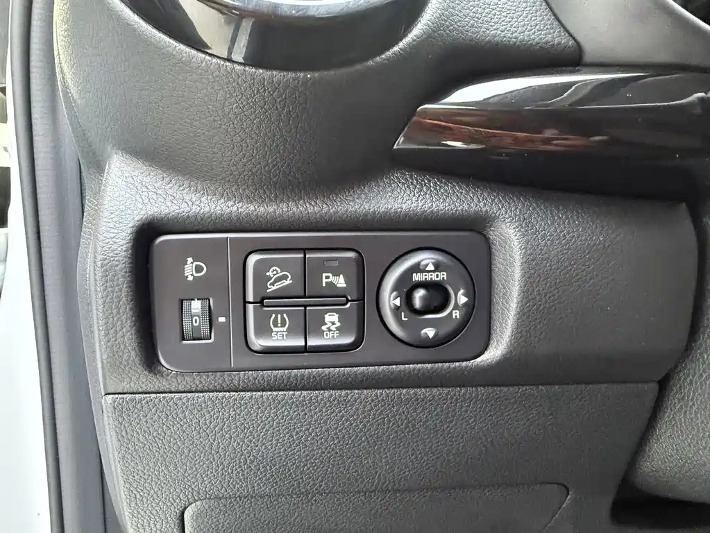 Kia KX1 — фото 10