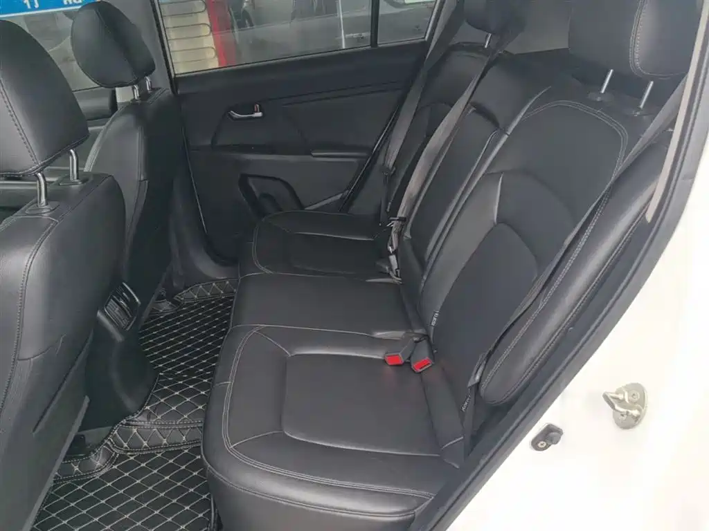 Kia Sportage — фото 17