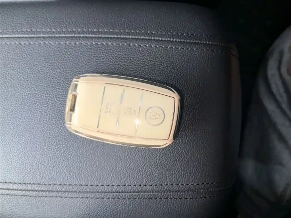 Kia Sportage — фото 9