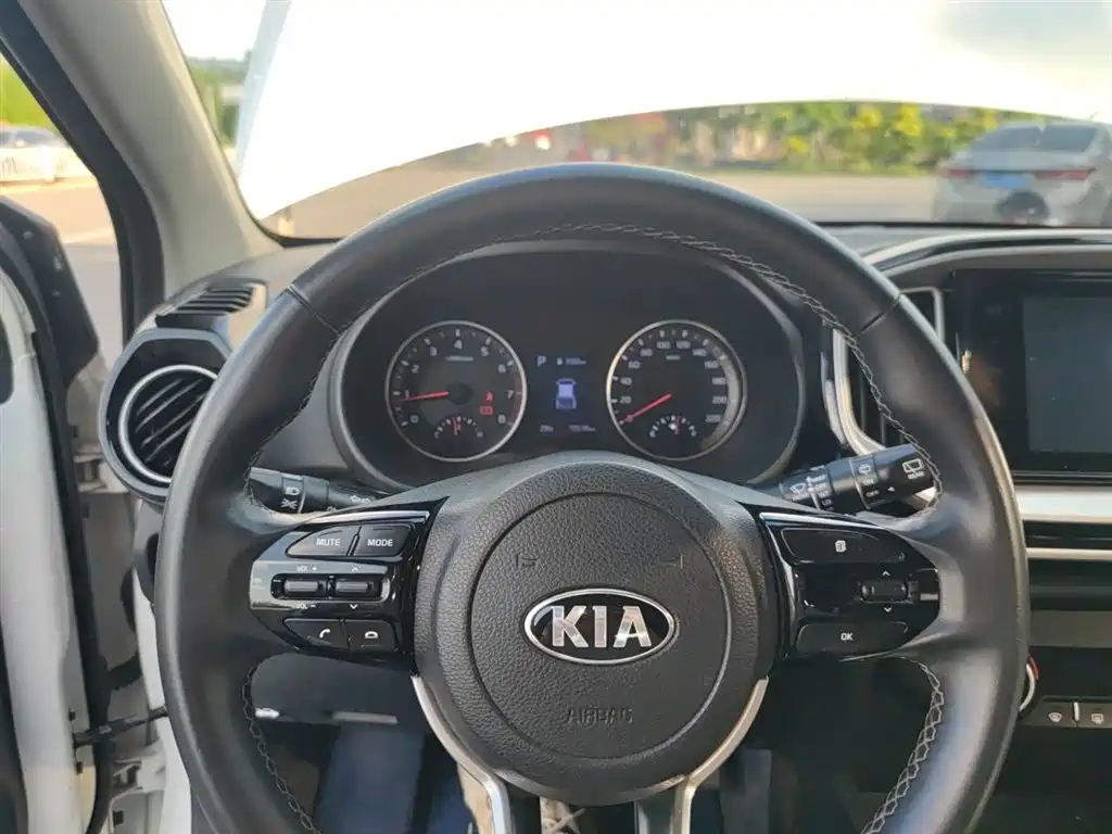 Kia KX1 — фото 4