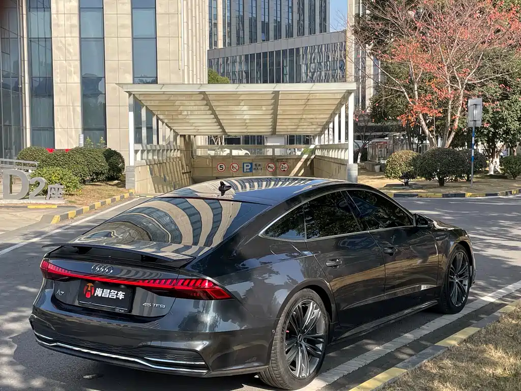 Audi A7 — фото 6