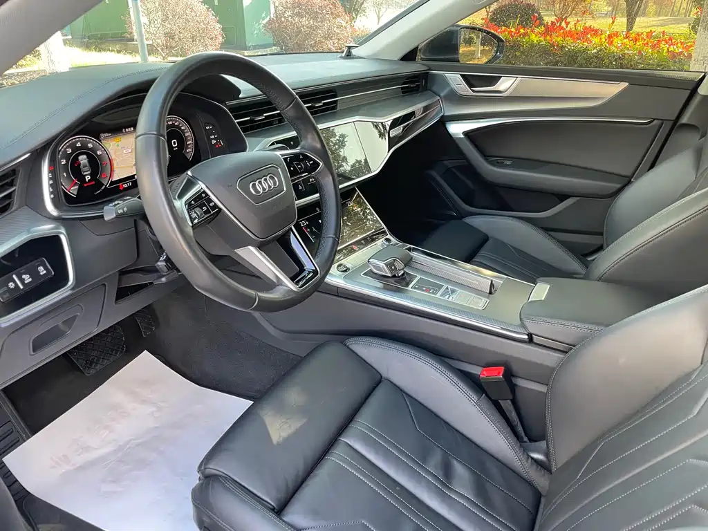 Audi A7 — фото 7