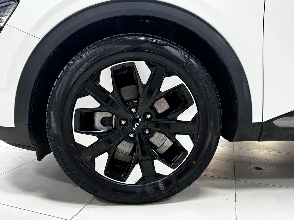 Kia Sportage — фото 6