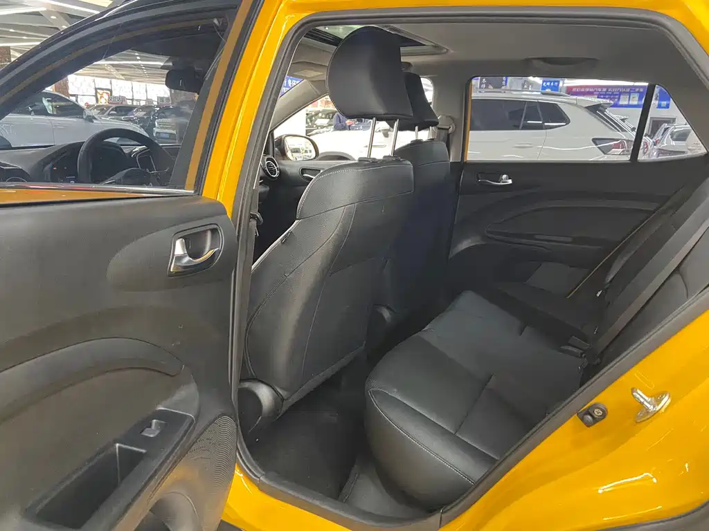 Kia KX1 — фото 8