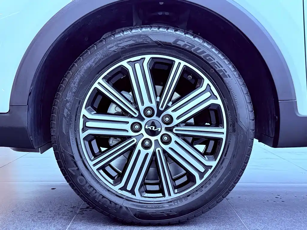 Kia Sportage — фото 28
