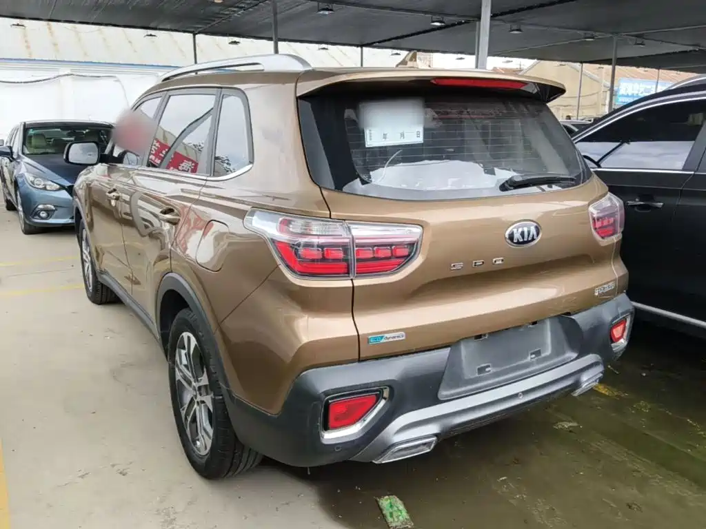 Kia Sportage — фото 5