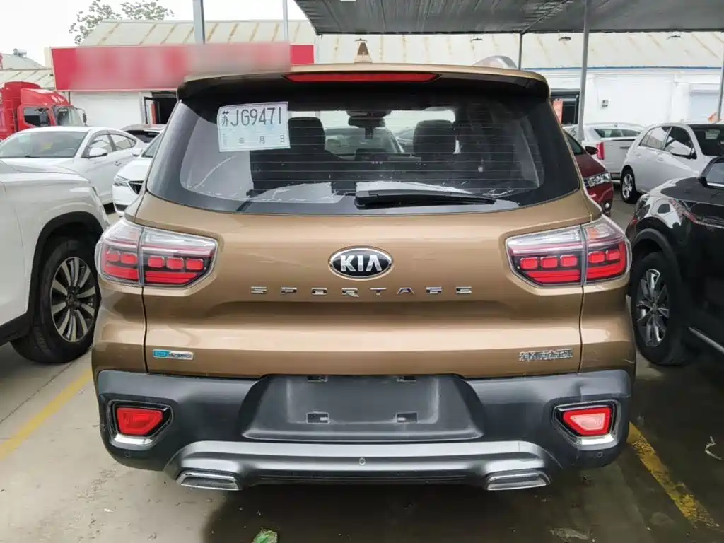 Kia Sportage — фото 6