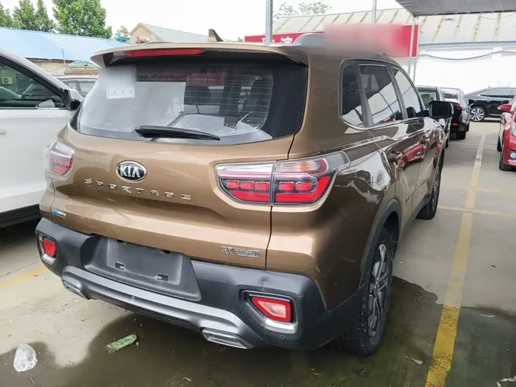 Kia Sportage — фото 7