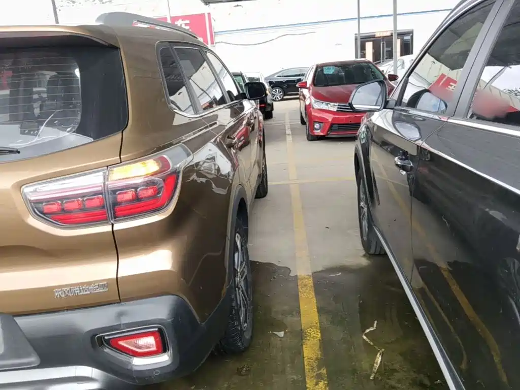 Kia Sportage — фото 8