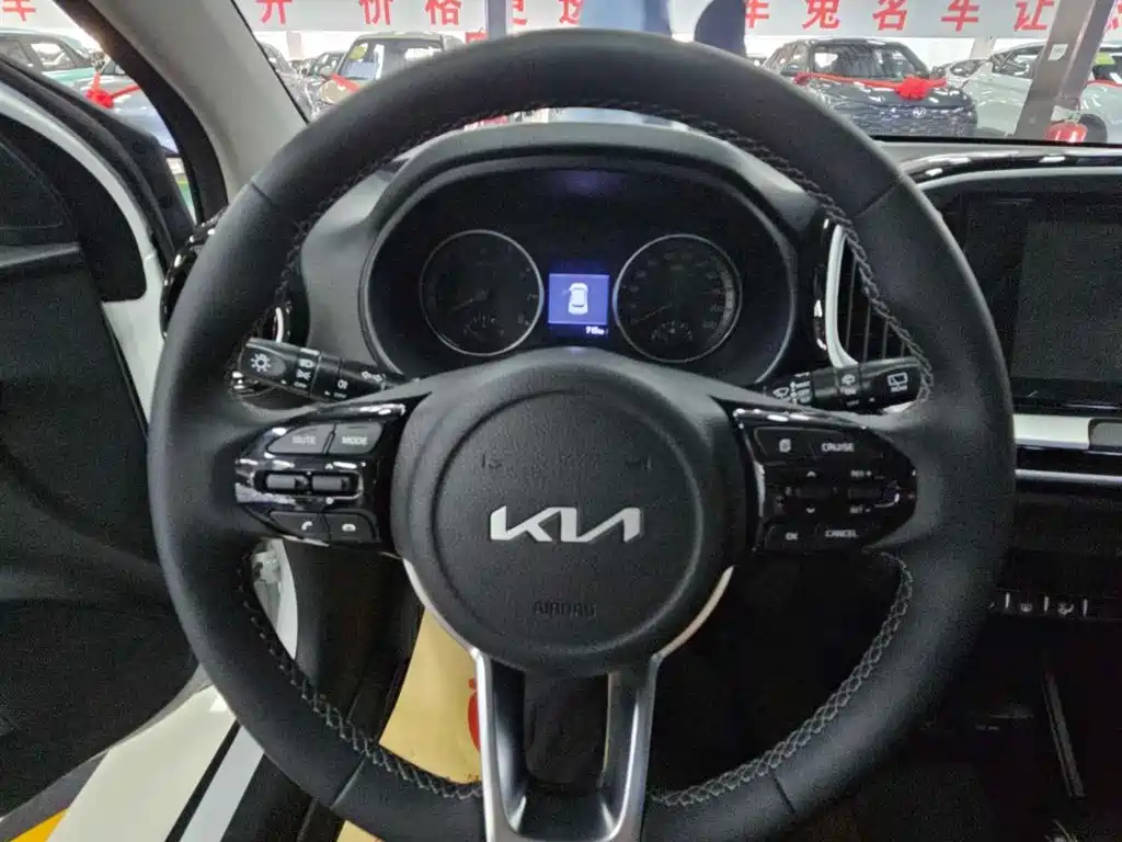 Kia KX1 — фото 10