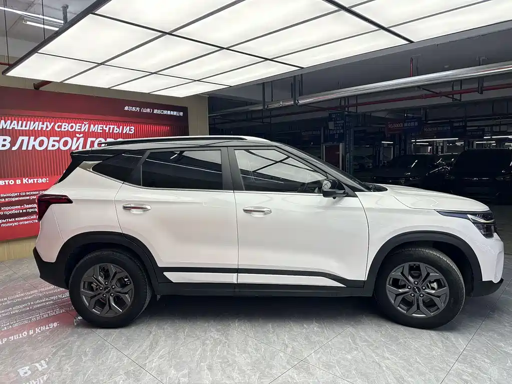 Kia Seltos — фото 4