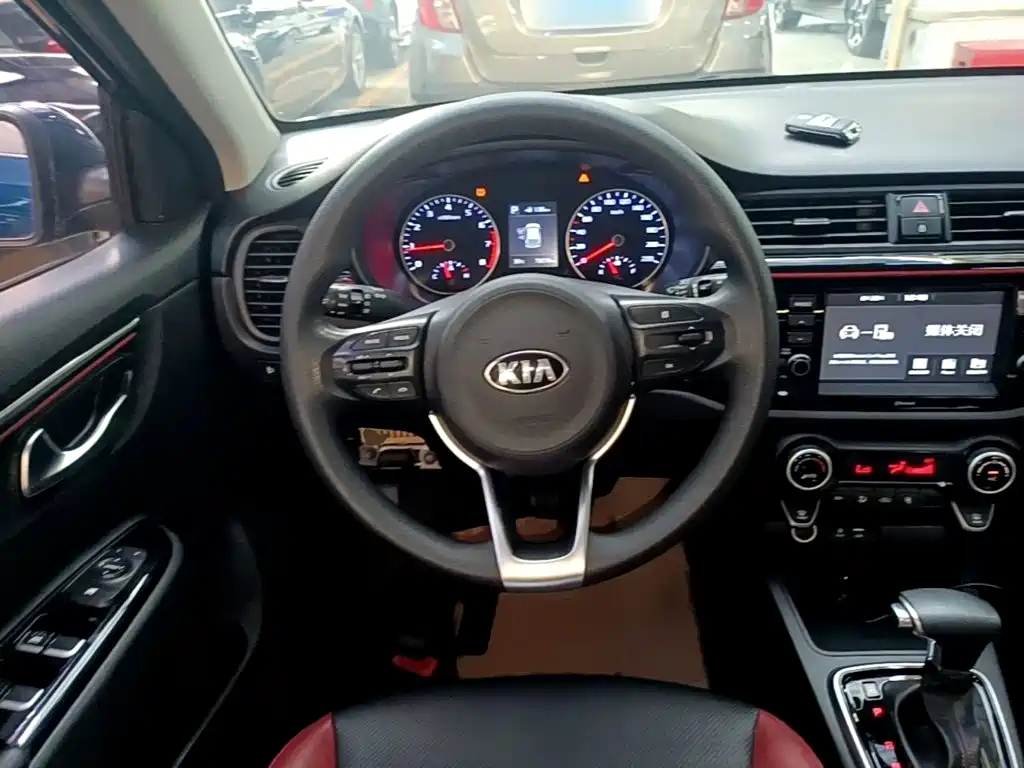 Kia KX Cross — фото 11