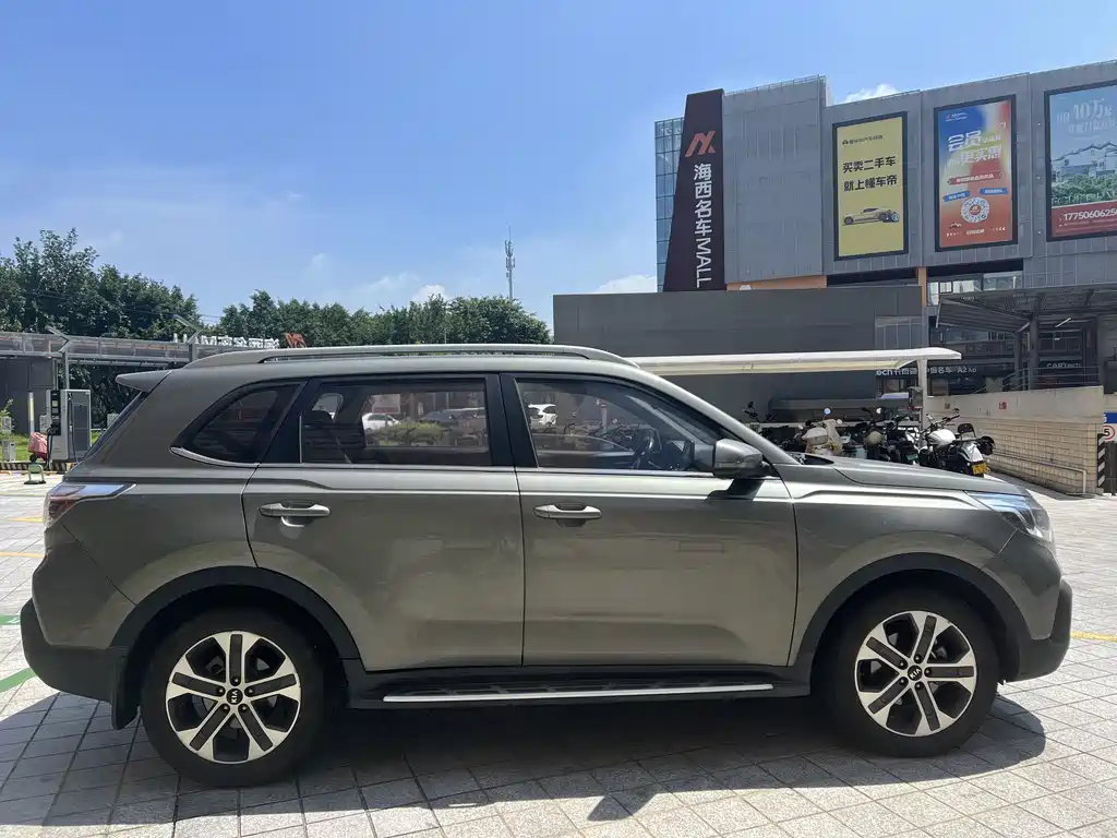 Kia Sportage — фото 11