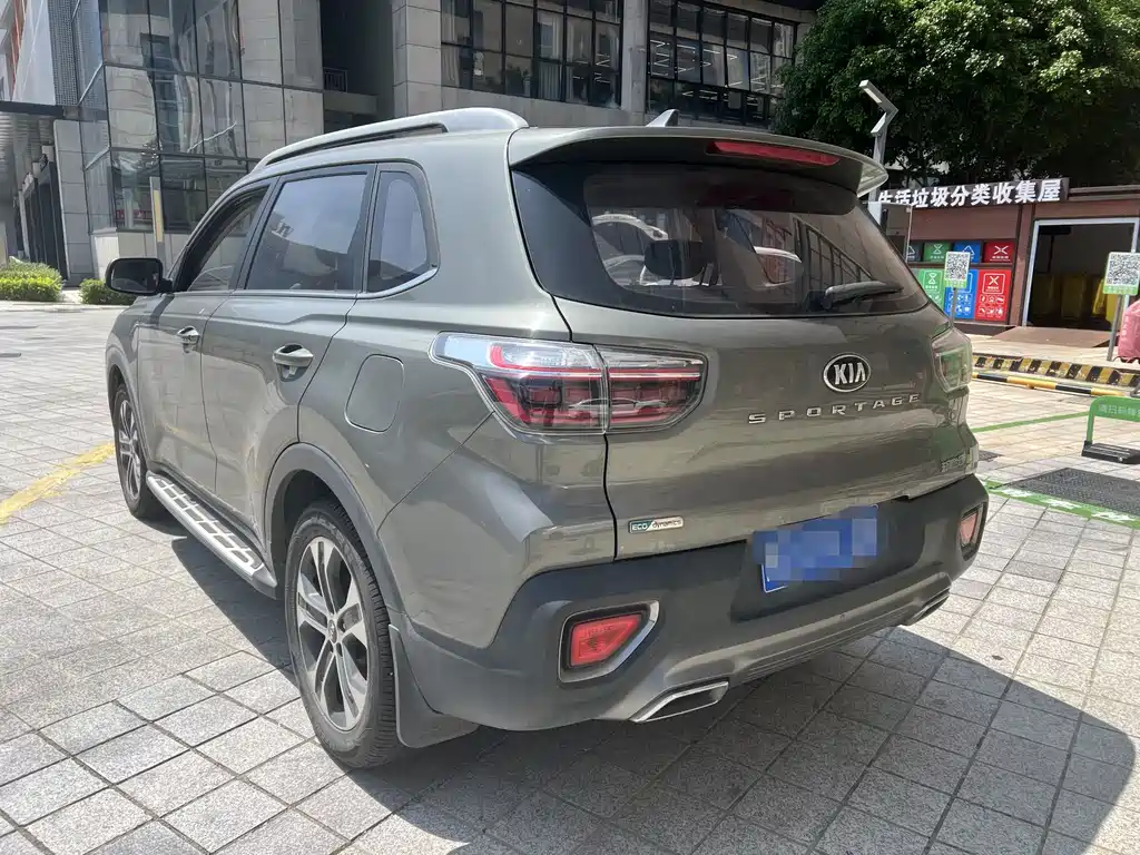 Kia Sportage — фото 3