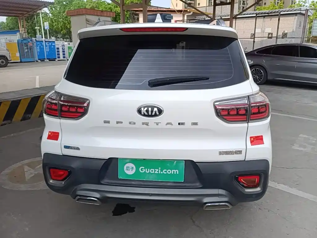 Kia Sportage — фото 6
