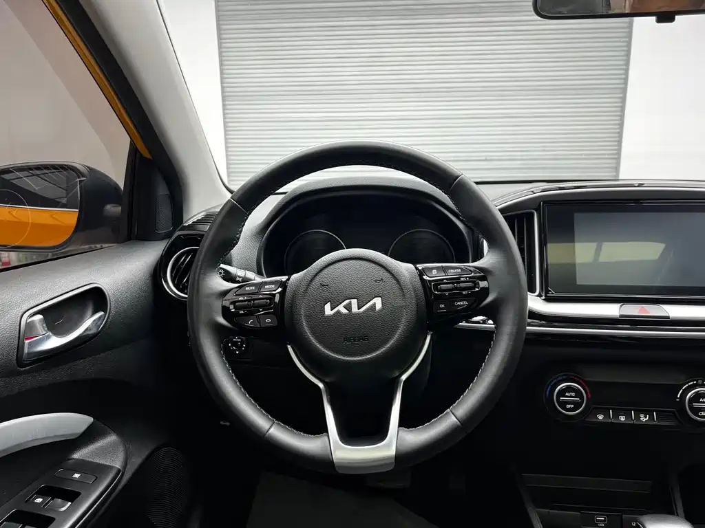 Kia KX1 — фото 10