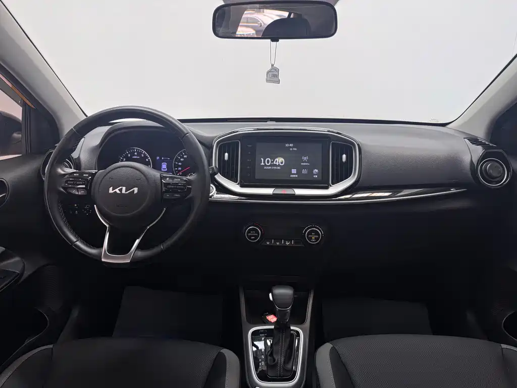 Kia KX1 — фото 13