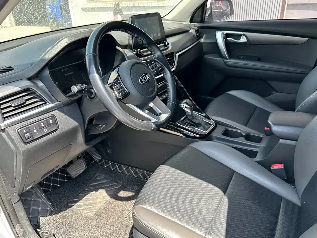 Kia Sportage — фото 4