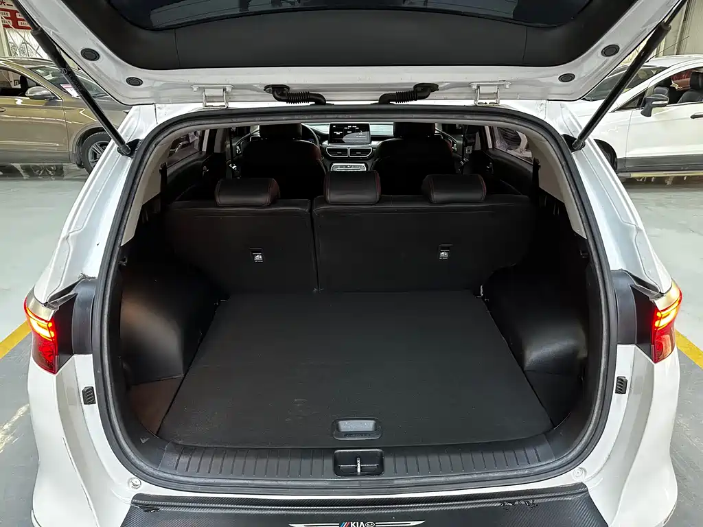 Kia KX5 — фото 11