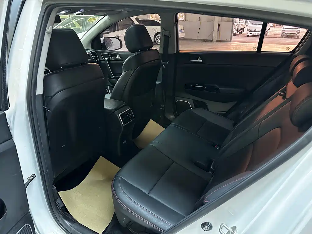 Kia KX5 — фото 10