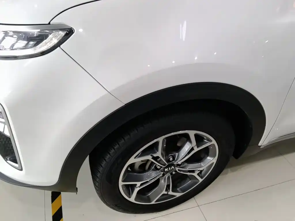 Kia KX5 — фото 23