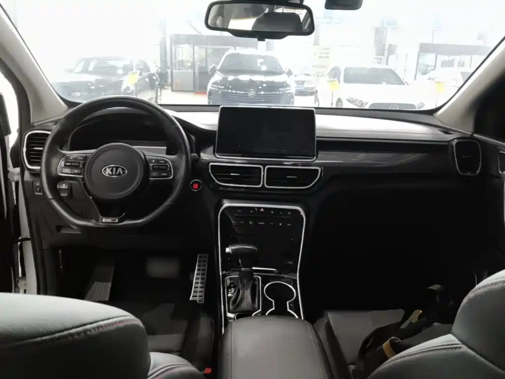 Kia KX5 — фото 10
