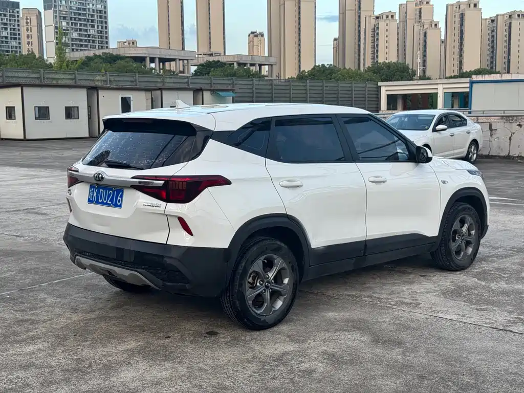 Kia KX3 — фото 5