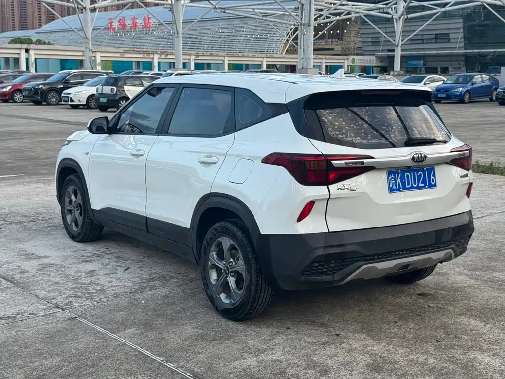 Kia KX3 — фото 7