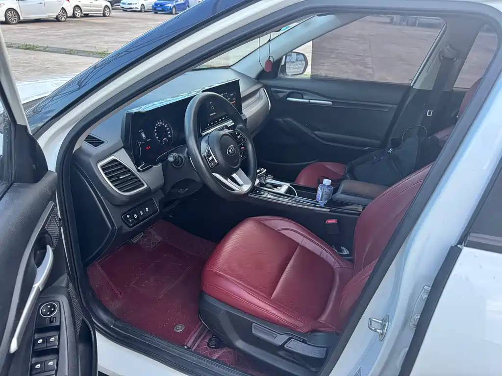 Kia KX3 — фото 8