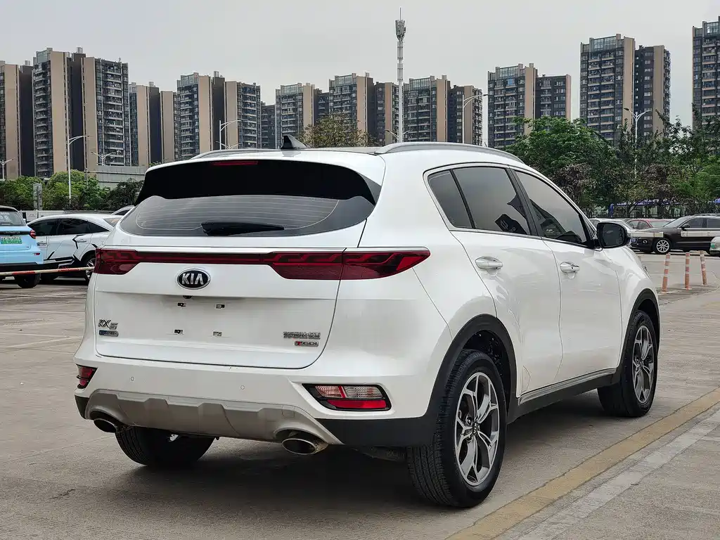 Kia KX5 — фото 6