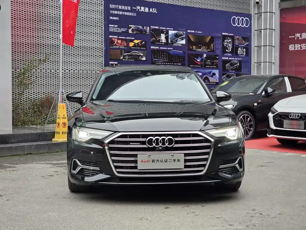 Audi A6L — фото 2
