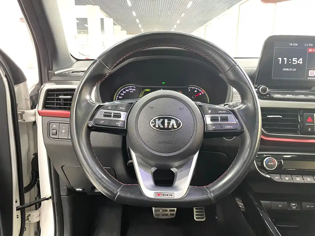 Kia Sportage — фото 8