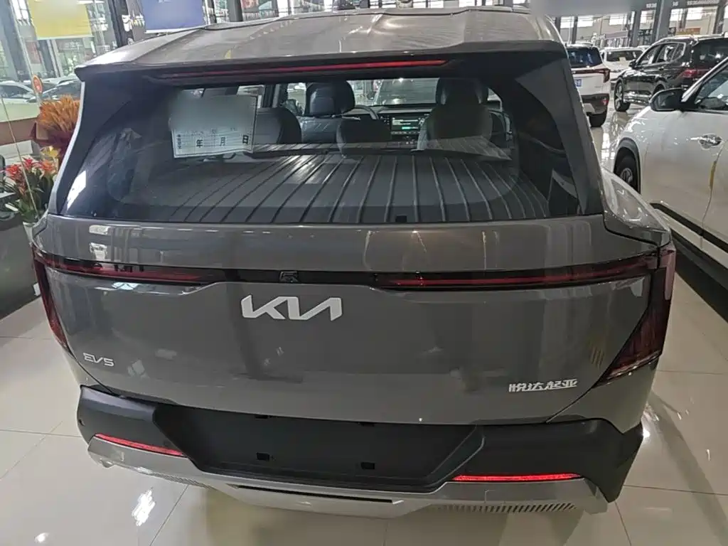 Kia EV5 — фото 6